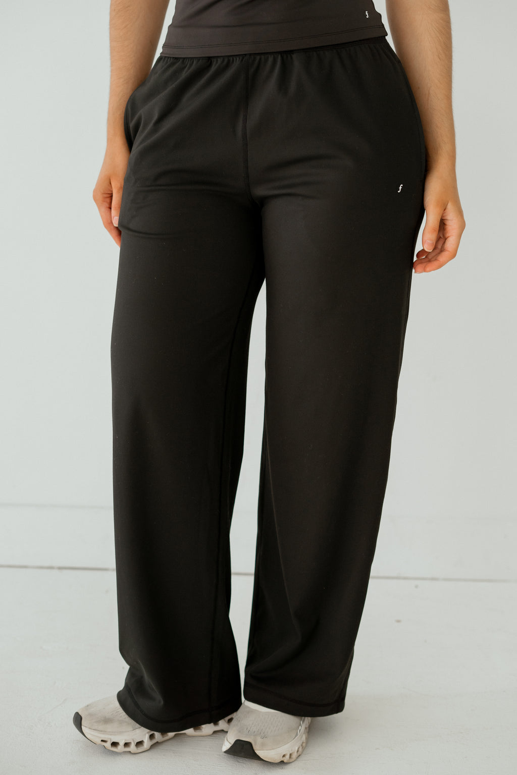 The Essential Pant- Black